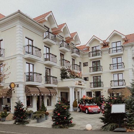 Radsor Hotel Ришнов Екстер'єр фото