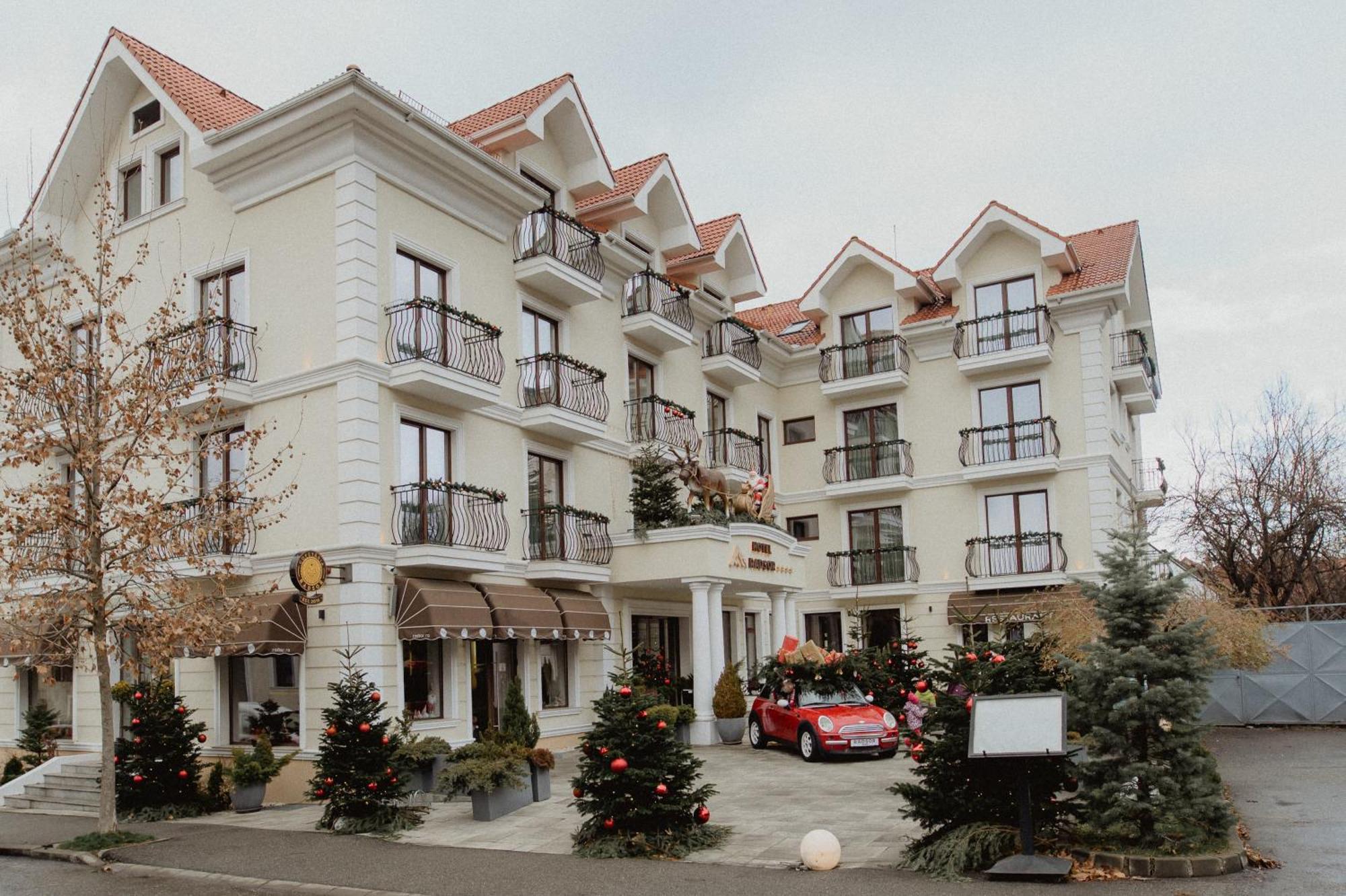 Radsor Hotel Ришнов Екстер'єр фото