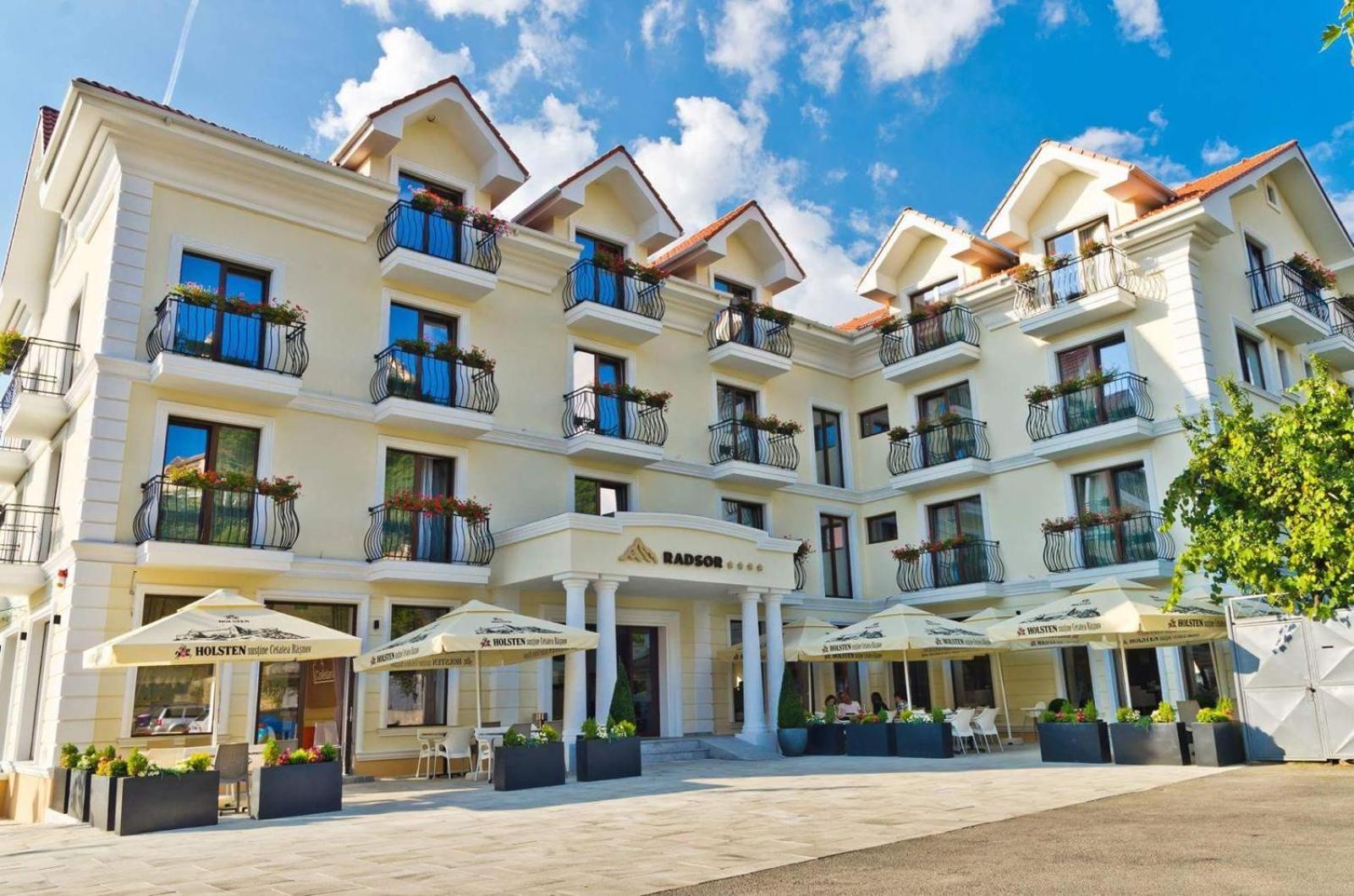 Radsor Hotel Ришнов Екстер'єр фото