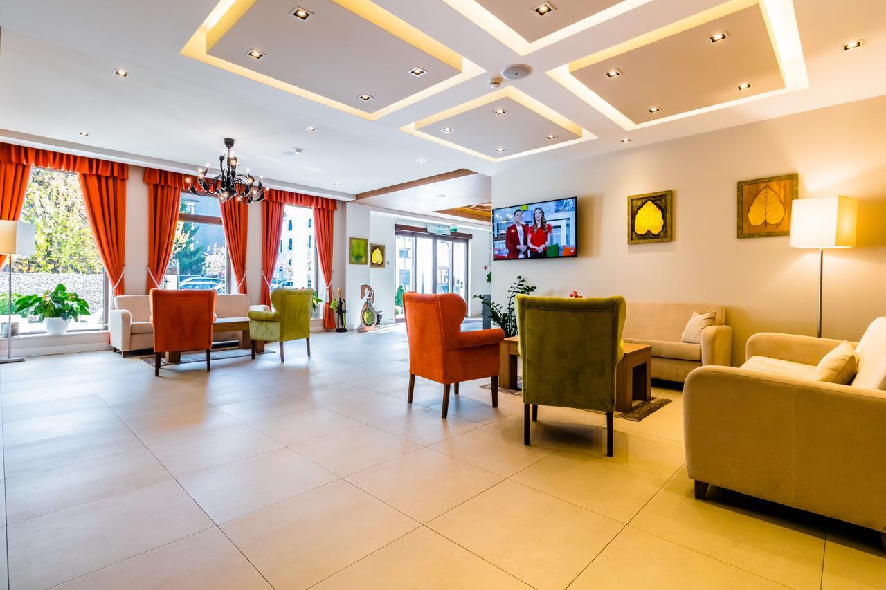 Radsor Hotel Ришнов Екстер'єр фото